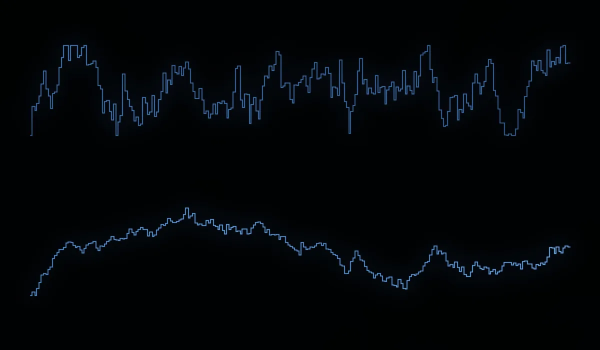 Dos hipnogramas superpuestos: arriba una noche fragmentada con decenas de despertares; abajo la misma noche consolidada.